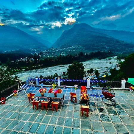 Hotel Hollywood Manali - Scenic River & Mountain View With Premium Rooms מראה חיצוני תמונה