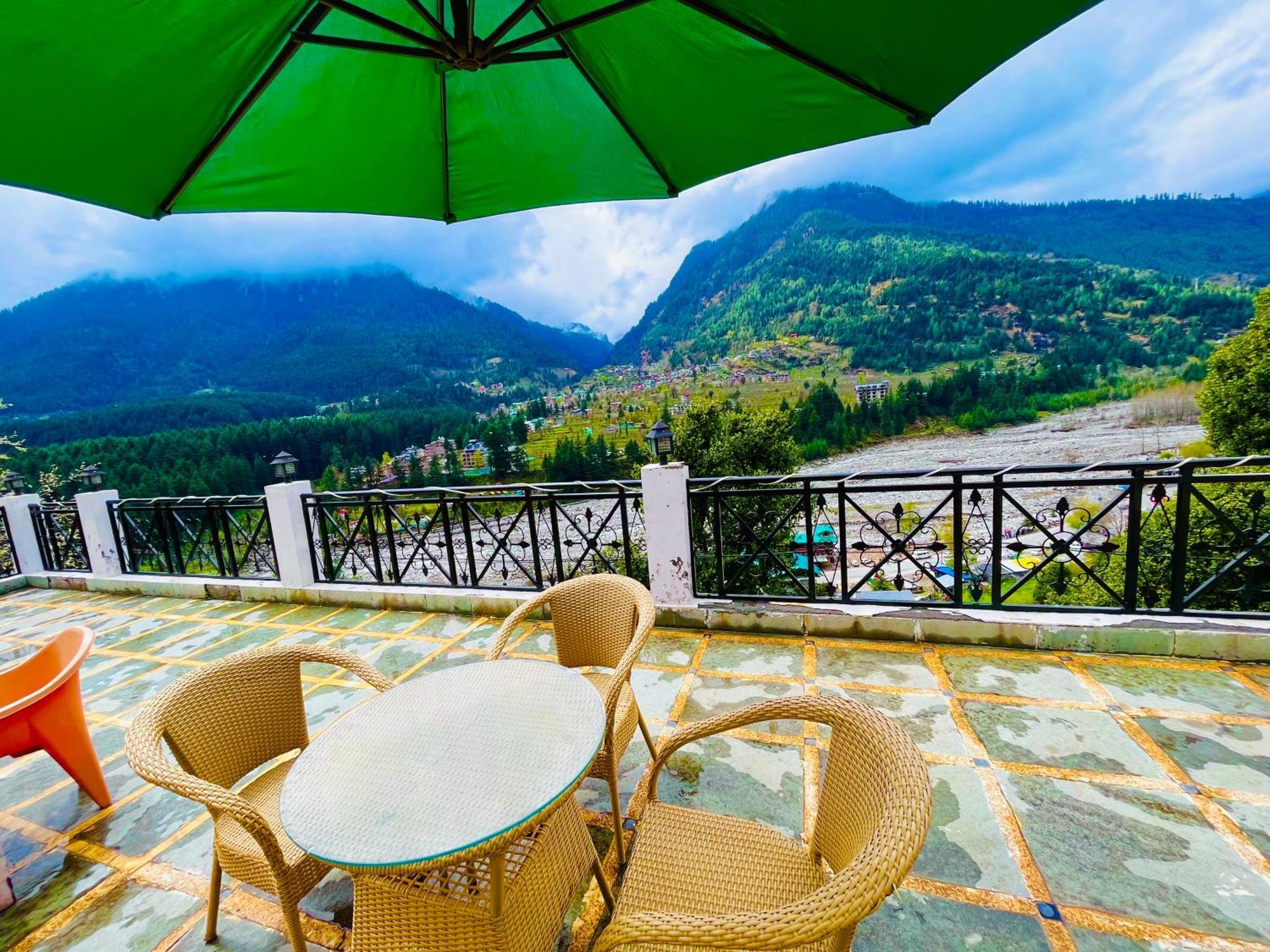 Hotel Hollywood Manali - Scenic River & Mountain View With Premium Rooms מראה חיצוני תמונה