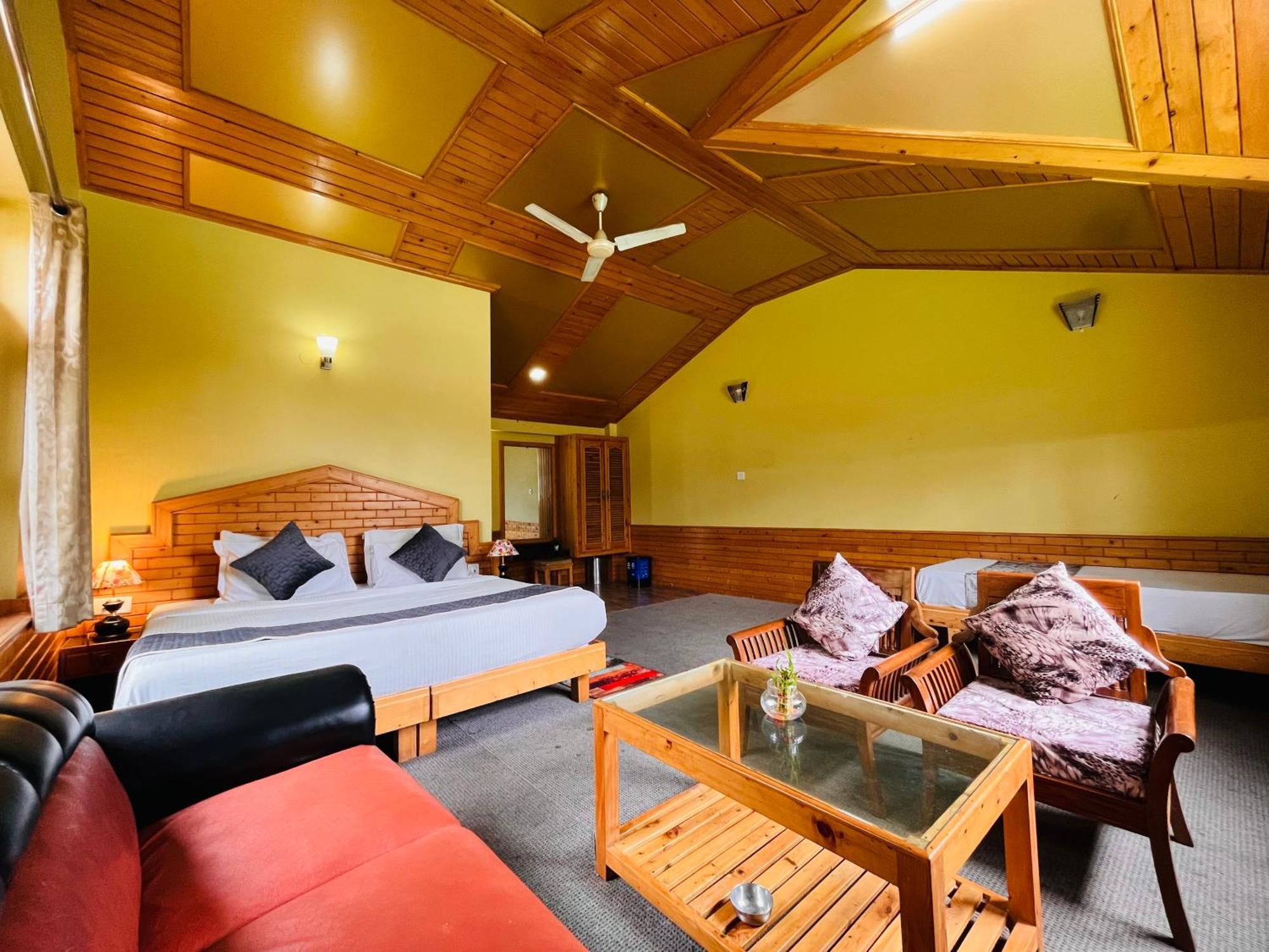 Hotel Hollywood Manali - Scenic River & Mountain View With Premium Rooms מראה חיצוני תמונה