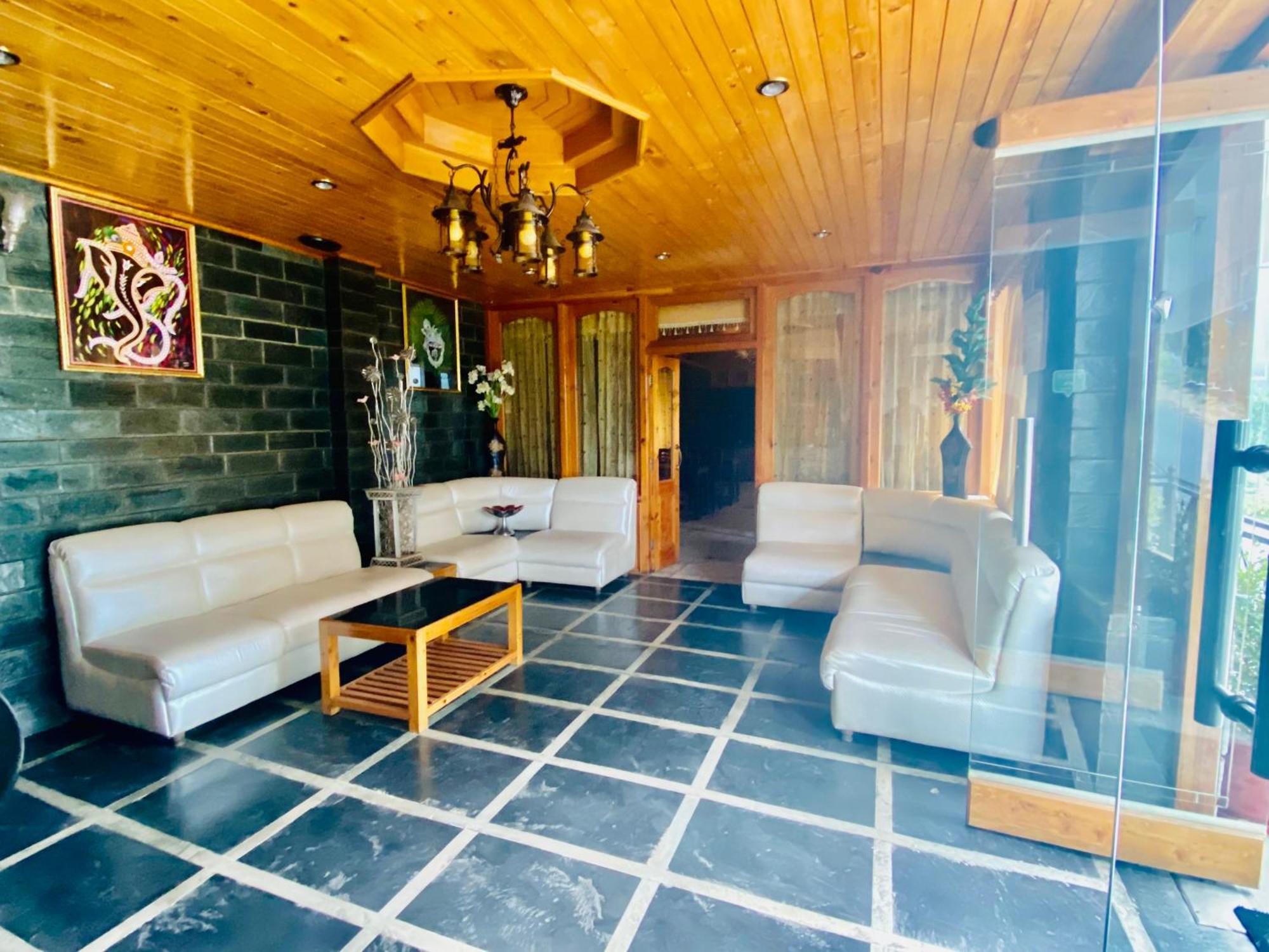 Hotel Hollywood Manali - Scenic River & Mountain View With Premium Rooms מראה חיצוני תמונה